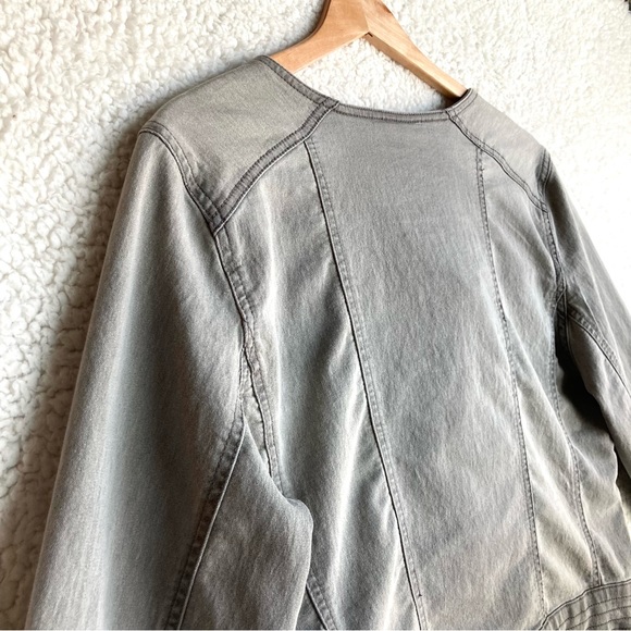 Jessica Simpson Maternity gray moto jacket, Sz L - Picture 15 of 17